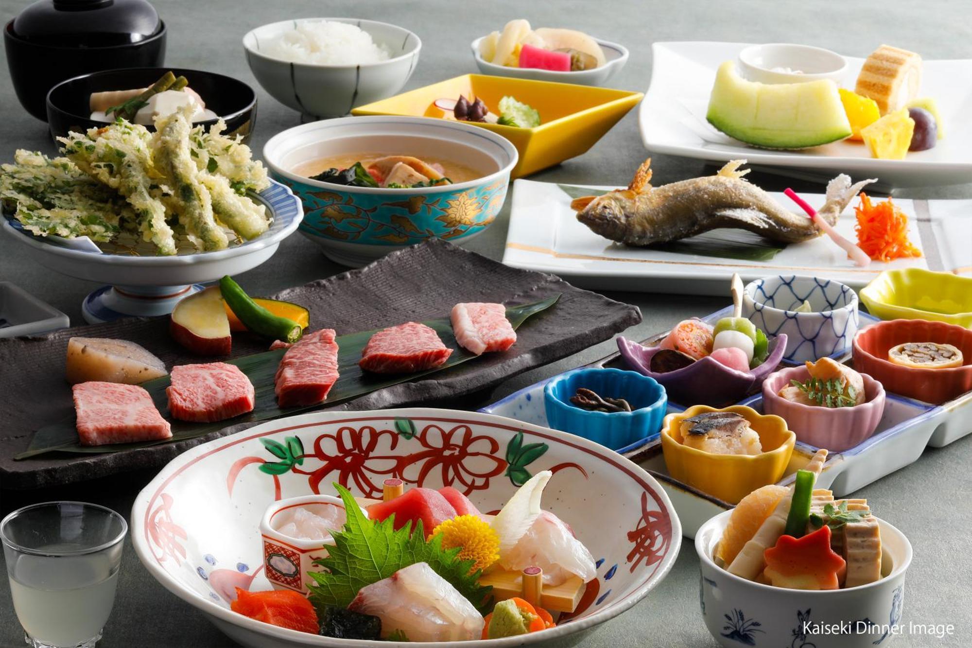 فندق تاكاياما جرين المظهر الخارجي الصورة A selection of Japanese dishes